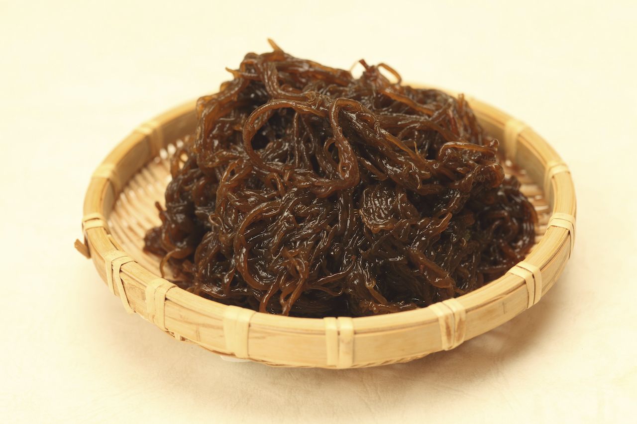 日本の食卓を席巻 沖縄の モズク オリオンストーリー 日本の食卓を席巻 沖縄の モズク オリオンストーリー
