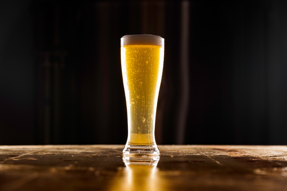 日本のビールの歴史と共にあった「ピルスナー」。相性のよいおつまみも紹介 – オリオンストーリー